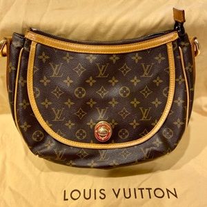 AUTHENTIC Vintage Louis Vuitton Handbag!!